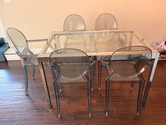 Glass Top Expandable Dining Table with 5 Ghost Chairs