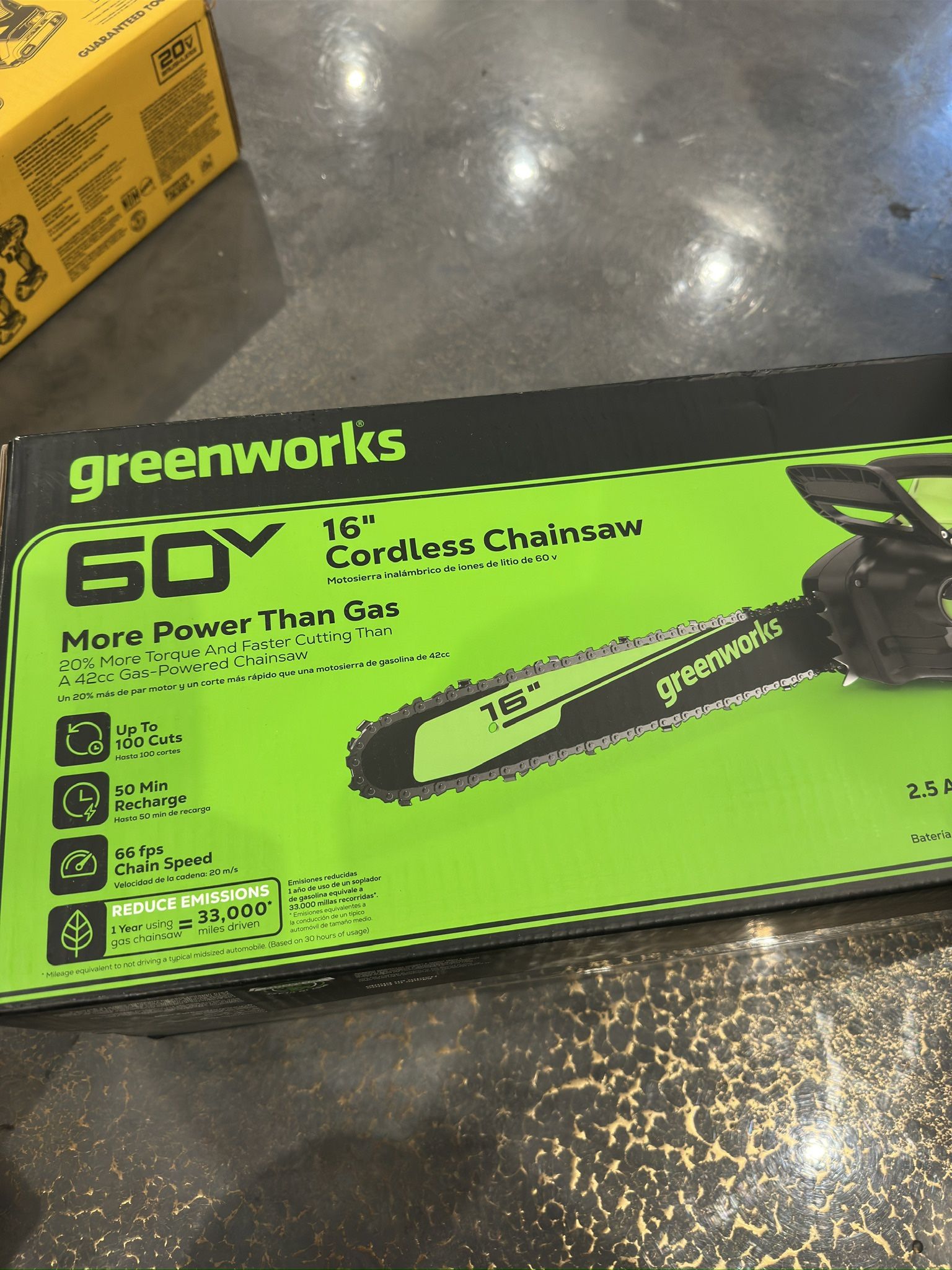 BRAND NEW - 60 Volt Greenworks 16" Cordless Chainsaw With Battery
