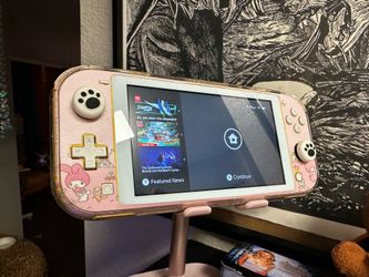 Nintendo Switch Lite - Yellow, Pink custom skin