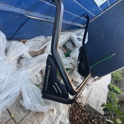 2025 Canyon Mounted Sports Rail 