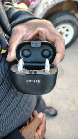hey I got another pair of heating aids for sale Philips HearLink 9050 Hearing Aids
Includes two premium rechargeable