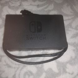 Nientendo Switch Doc With Charger Cables 