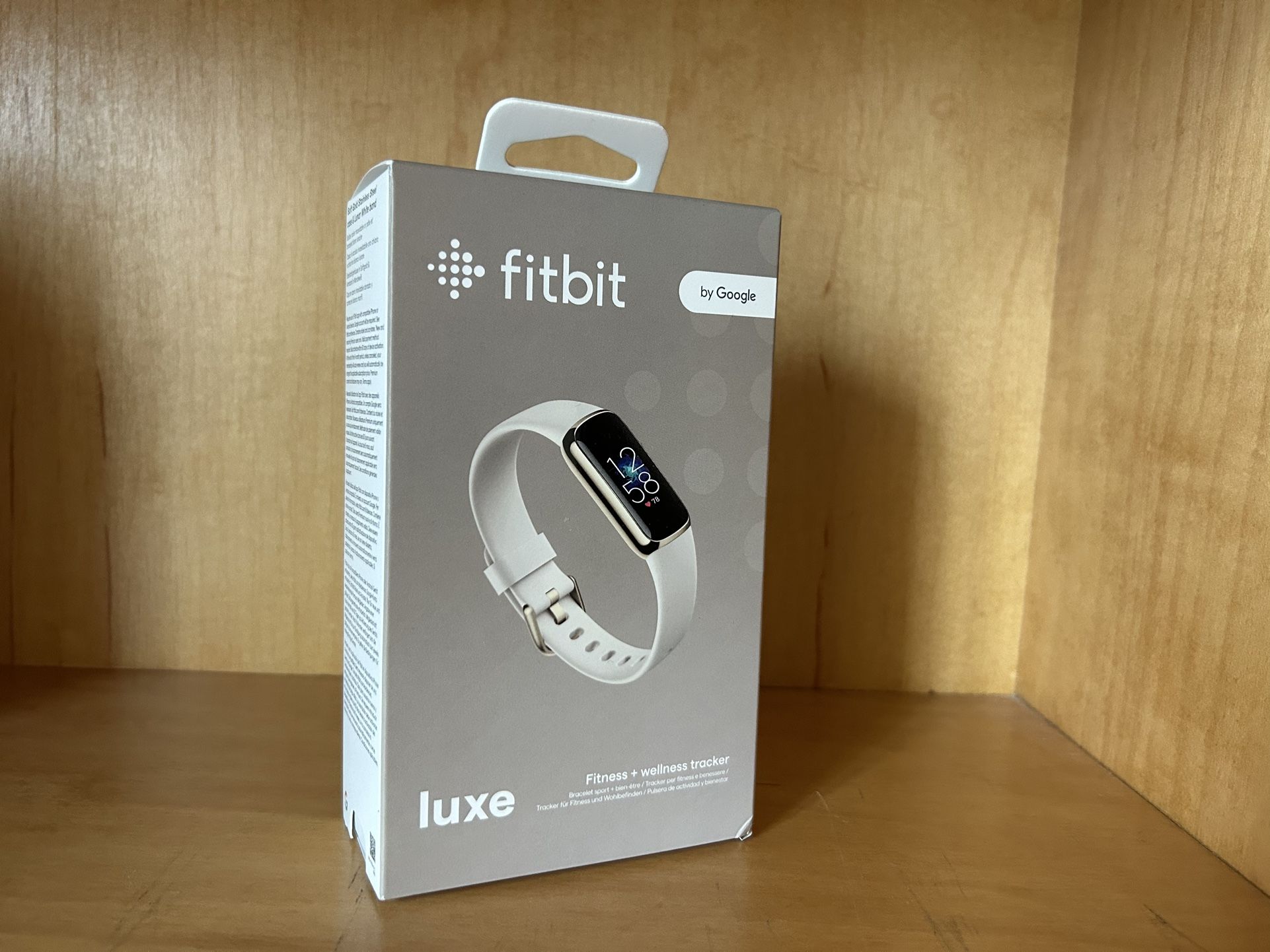 Brand New Fitbit Charge 5 - Soft gold stainless steel