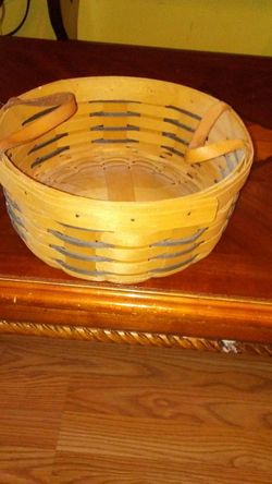 1997 Longaberger basket