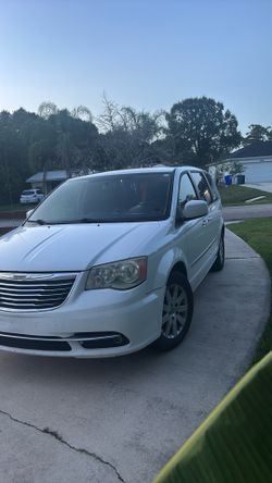 2014 Chrysler Town & Country