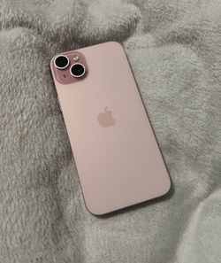 iPhone 15 Plus