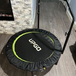 Upgo Trampoline
