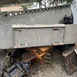 Bobcat 82” Heavy Duty Loader Bucket N.O.S.