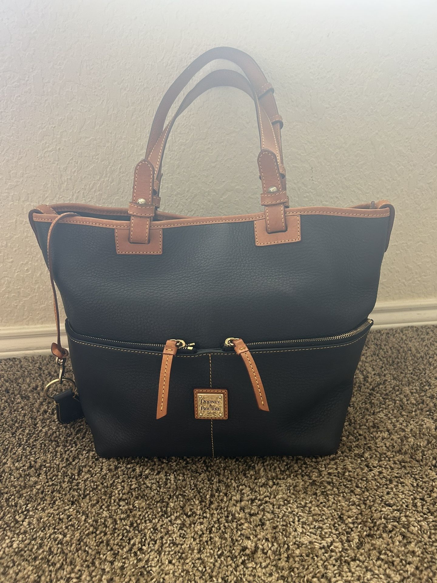 Dooney & Bourke large navy blue bag