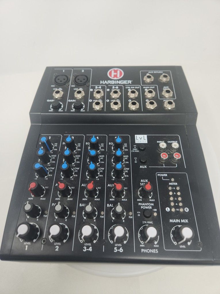 The Harbinger L802 8-Channel Mixer