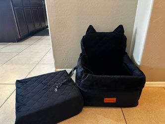 Like New - Black Dog Car seat with dog ears