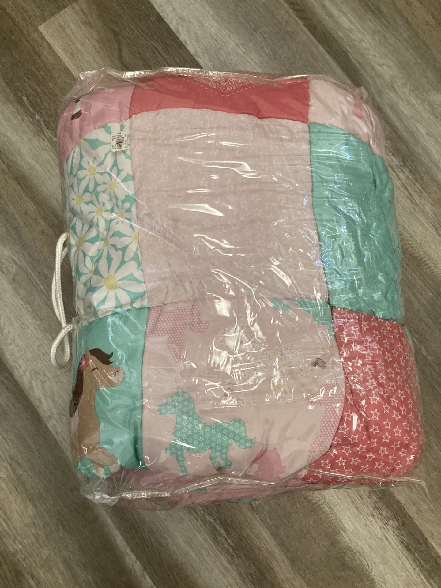 Free !!!Full Size Kids Comforter And Pillow Case