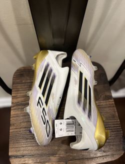 F50 LACELESS ELITE SIZE 8|| NEGOTIABLE A LITTLE