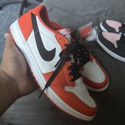 Jordan 1 Low Starfish