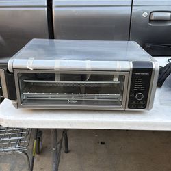 Ninja air fryer and toaster oven