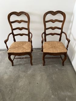Free Chairs