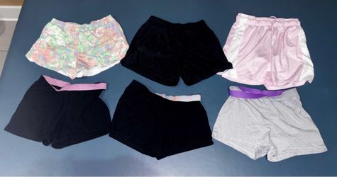 Girls size 18 shorts