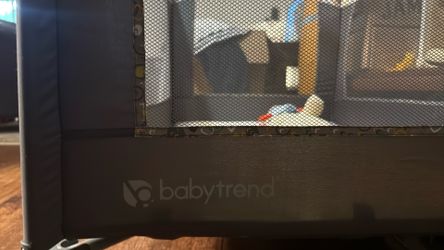 Baby trend nursery center:folding with carry bag