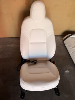 Model Y passenger seat