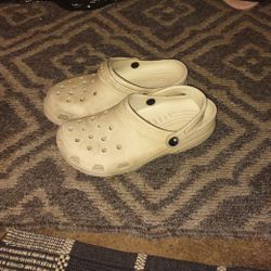 Crocs, Cream Color, Size 7 Mens