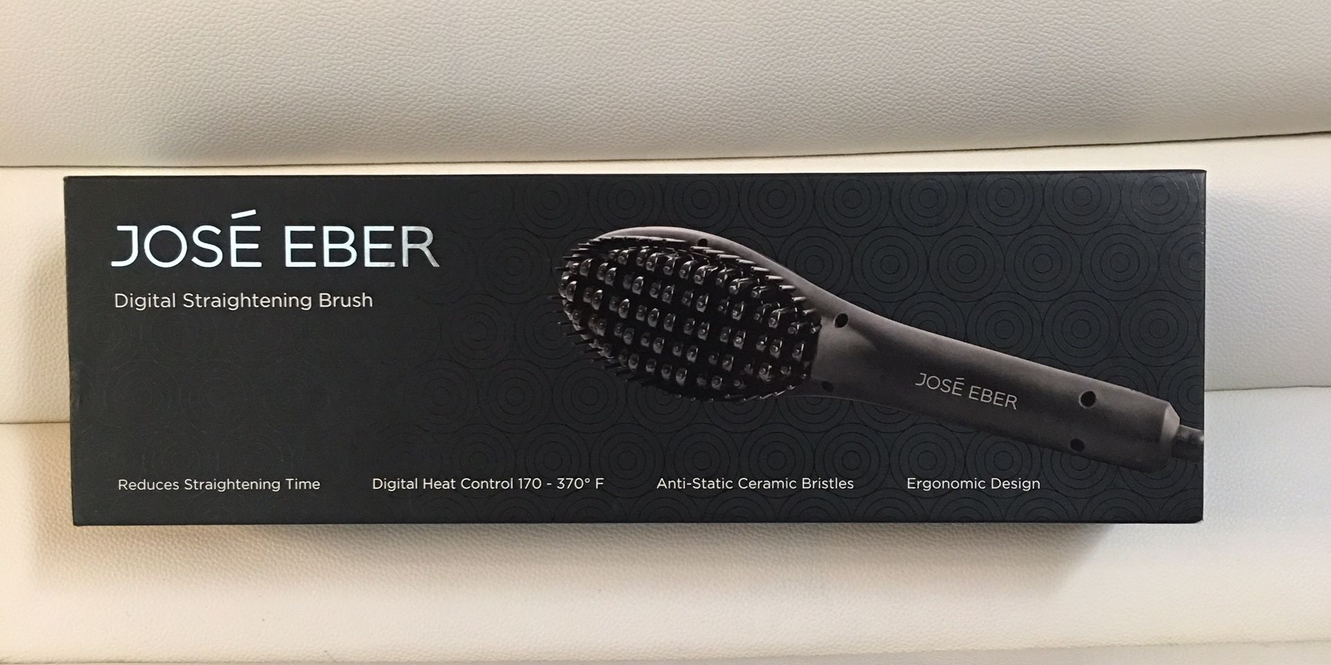 Jose’ Eber Digital Straightening Brush