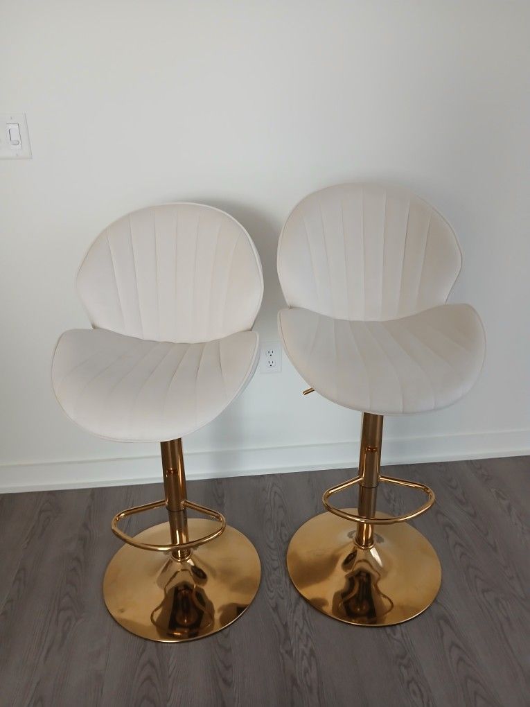 CIMOTA Faux Leather White Bar Stools Set of 2 Adjustable Height Bar Chairs Modern Swivel Barstools with Shell Shape Back Kitchen Stools for Island...