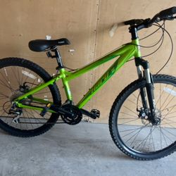 HARO Mountain Bike (26 Inch)