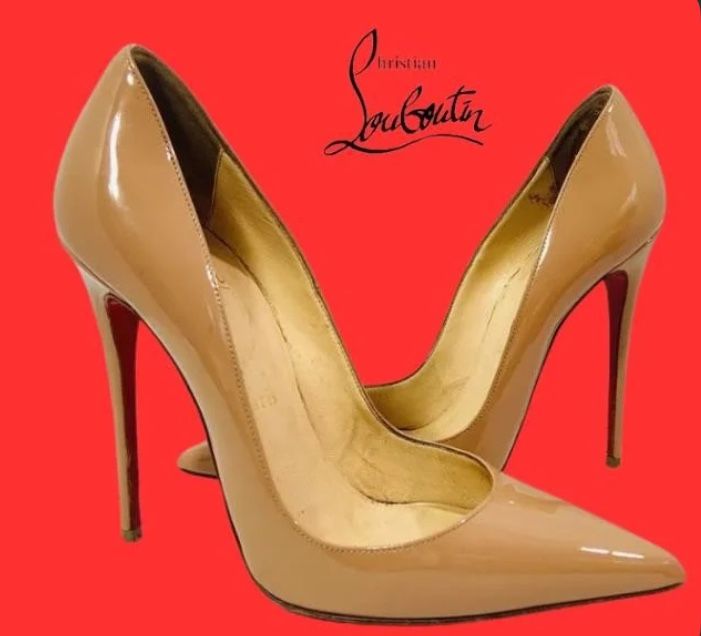 Christian Louboutin nude heel size 9 1/2 New Condition
