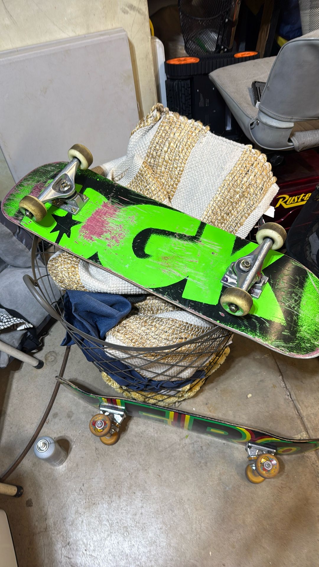 DGK Skateboard 8”