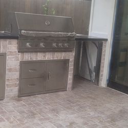Bbq, Brickk
