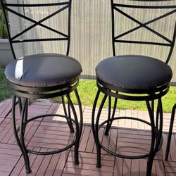 Swivel Bar Stools