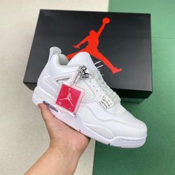 Jordan 4s