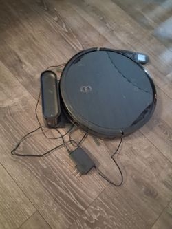Eufy Robot Vacuum and remote