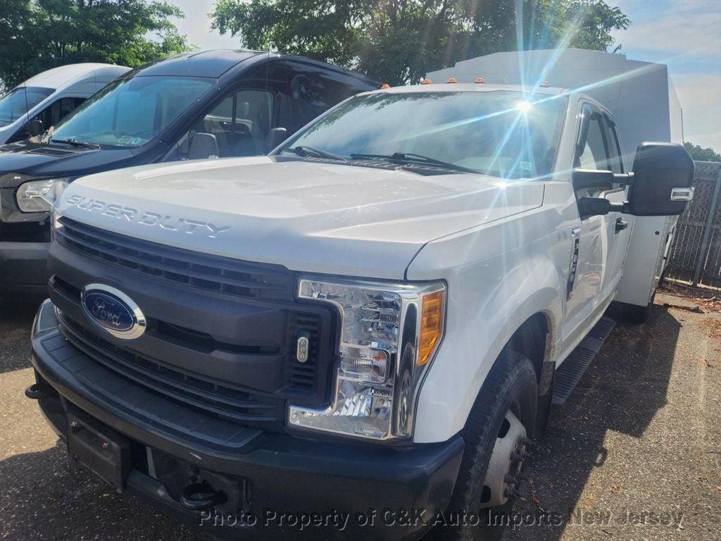 2017 Ford F-350 Chassis
