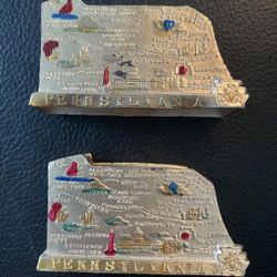 State Of Pennsylvania Salt & Pepper Shakers Vintage Pair 1950s! Great Condition 
