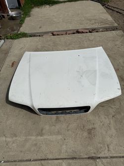 White Car Hood with Grille Opening