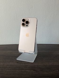 iPhone 16 Pro Max (100% battery)