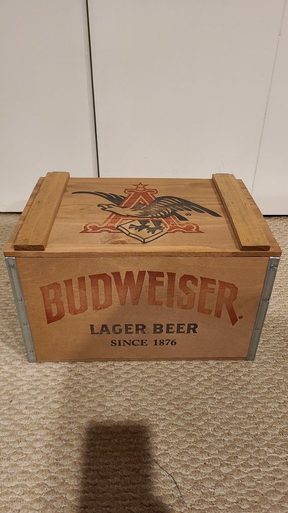 Budweiser Collectable Wood Beer Crate 