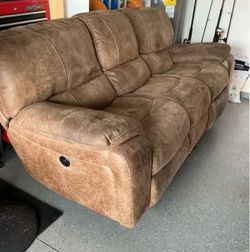 Electric recliner sofa set