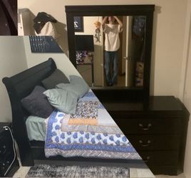 Bed frame and Drawer+Mirror