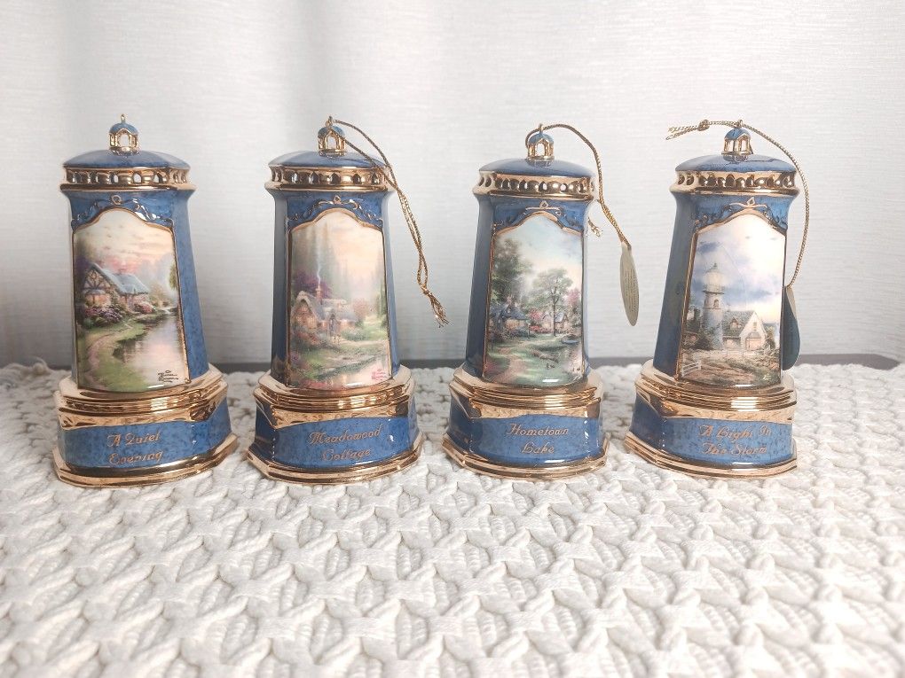Thomas Kinkade Set Of 4 Seaside Reflections Illuminated Christmas Ornaments