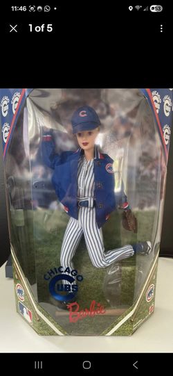 Vtg 1999 Chicago Cubs Barbie Doll by Mattel, part of the Barbie Collectibles series. This collector edition doll comes with a certificate of authentic
