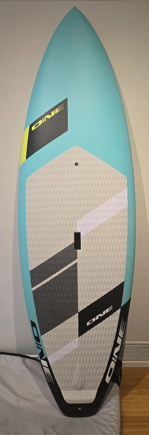 One SUP 8ft 5in SUP surfboard with travel bag