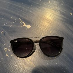 black ray ban RB4285 