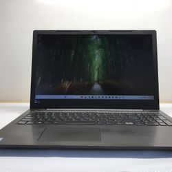 *Lenovo 15.6” Notebook Core i5 Laptop w/ Microsoft Office* *Windows 11 64 Bit Full Activate. *Price $200
