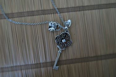 Key 18 inches Chain Necklace