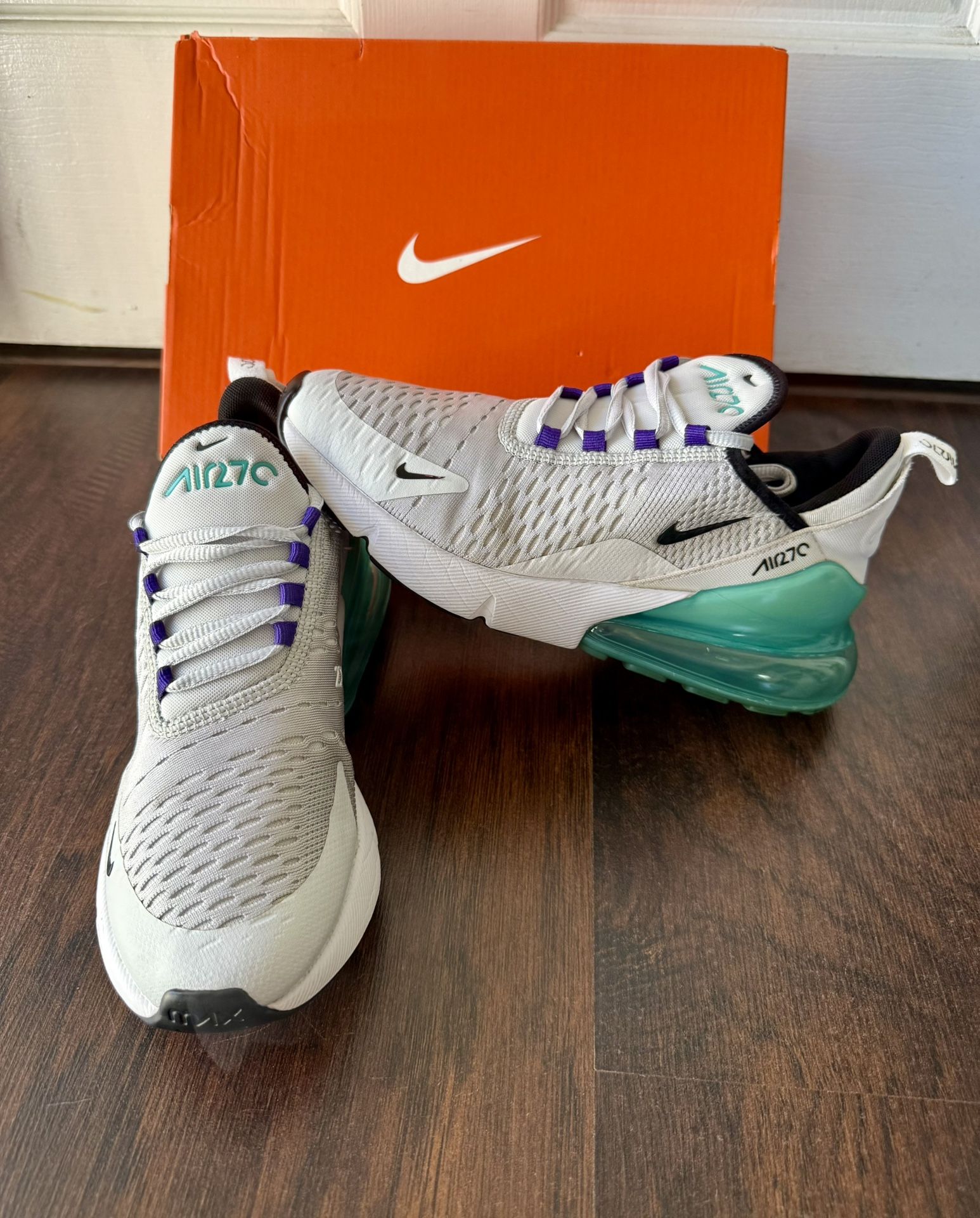 Women Shoes -Nike Air Max 270 *** does not include the box***
