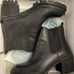 ALDO BOOTS SZ 6