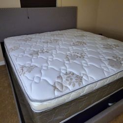 NEW KING PLUSH PILLOW TOP MATTRESS. Bed frame is not available. Take it home same day 👍