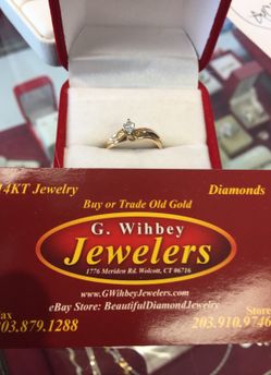 14 Kt Gold & diamond ring